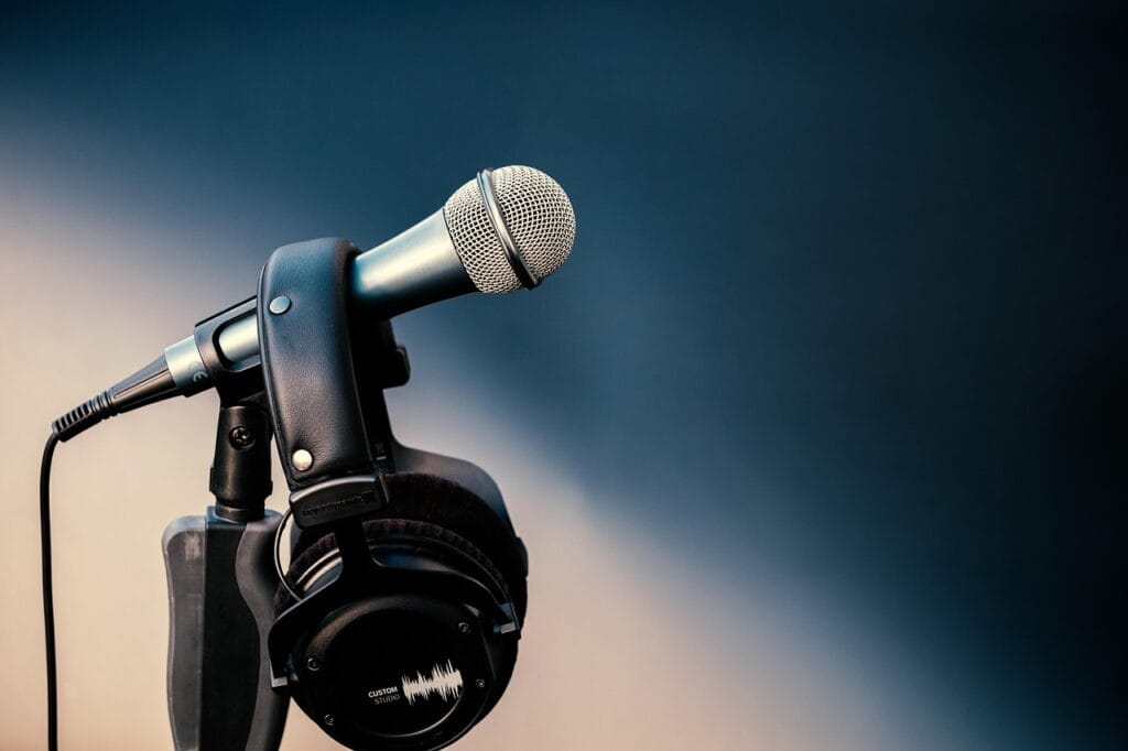 microphone, mic, headphones, stage, to sing, music, to speak, audio, volume, microphone, microphone, microphone, microphone, microphone, mic, mic, mic, headphones, headphones